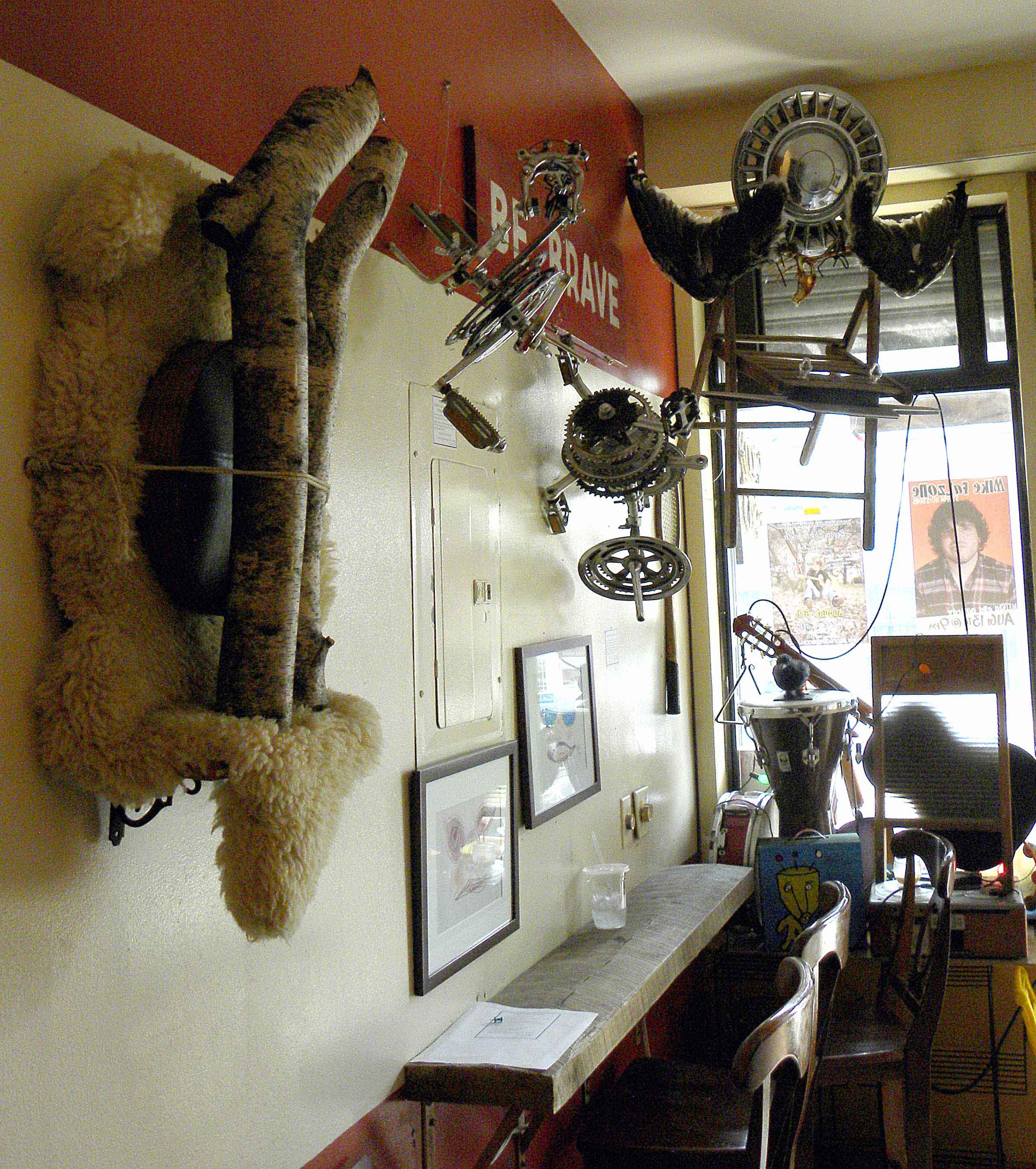 Roots Cafe